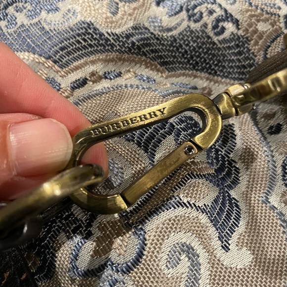 Burberry coated canvas shoulder handbag. - Picture 10 of 17